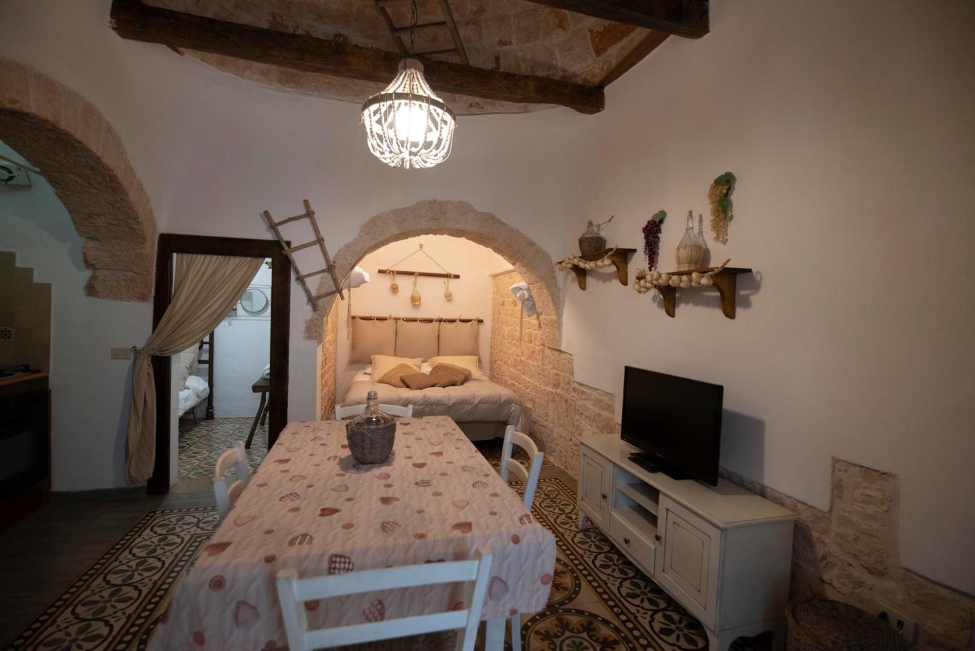 Trulli Antichi Mestieri - Widespread Trulli In The Historic Center Bed & Breakfast Alberobello Luaran gambar
