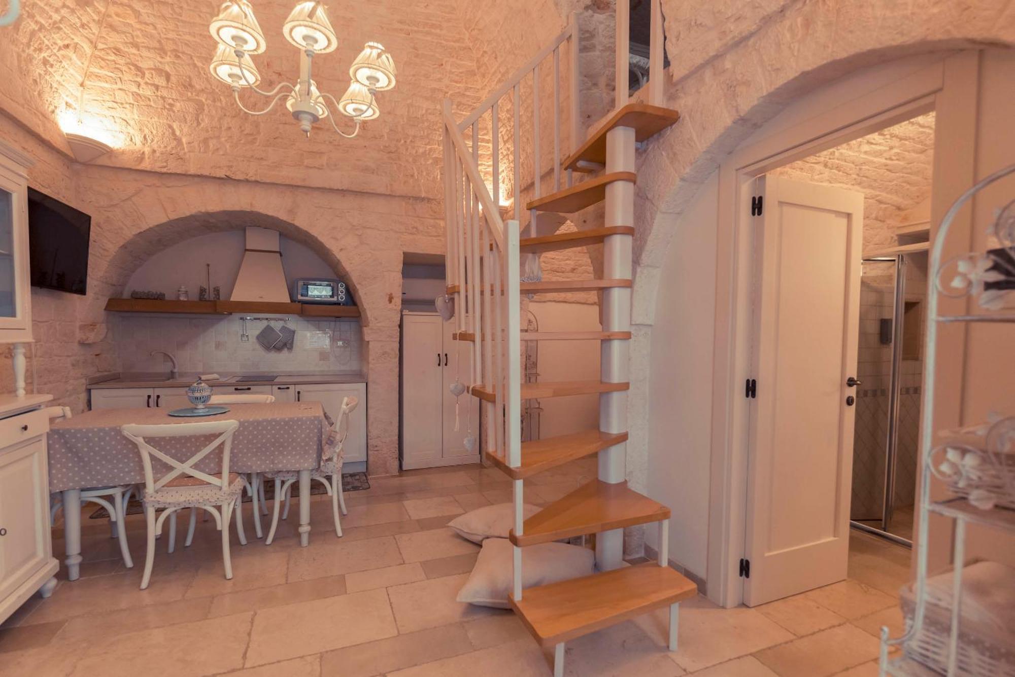 Trulli Antichi Mestieri - Widespread Trulli In The Historic Center Bed & Breakfast Alberobello Luaran gambar