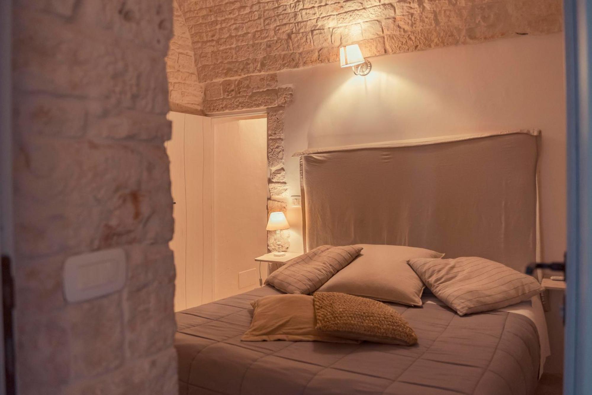 Trulli Antichi Mestieri - Widespread Trulli In The Historic Center Bed & Breakfast Alberobello Luaran gambar