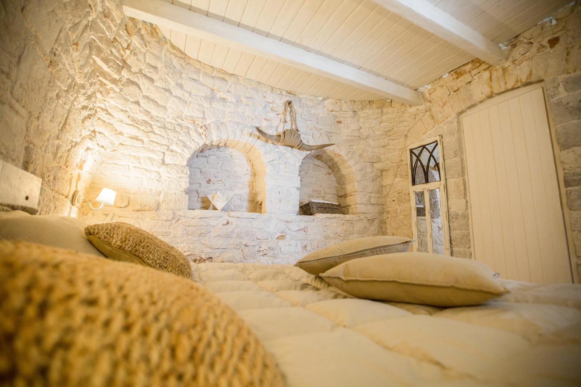 Trulli Antichi Mestieri - Widespread Trulli In The Historic Center Bed & Breakfast Alberobello Luaran gambar